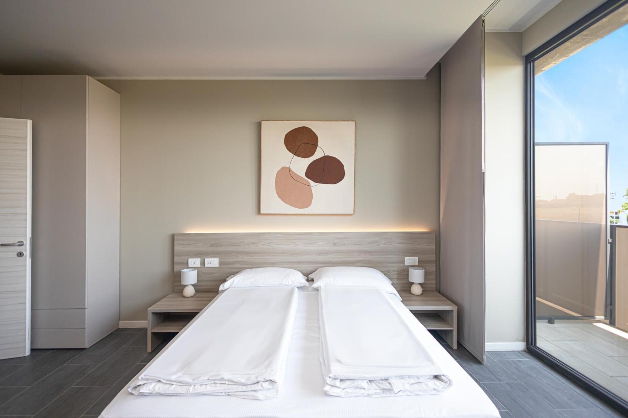 Virtual Aparthotel Opera Luaran gambar